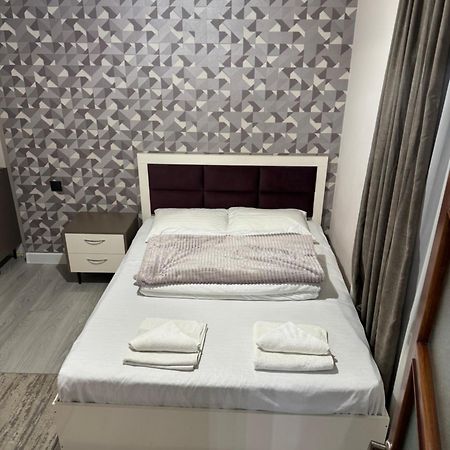Ygg Erevan & Tours Bagian luar foto