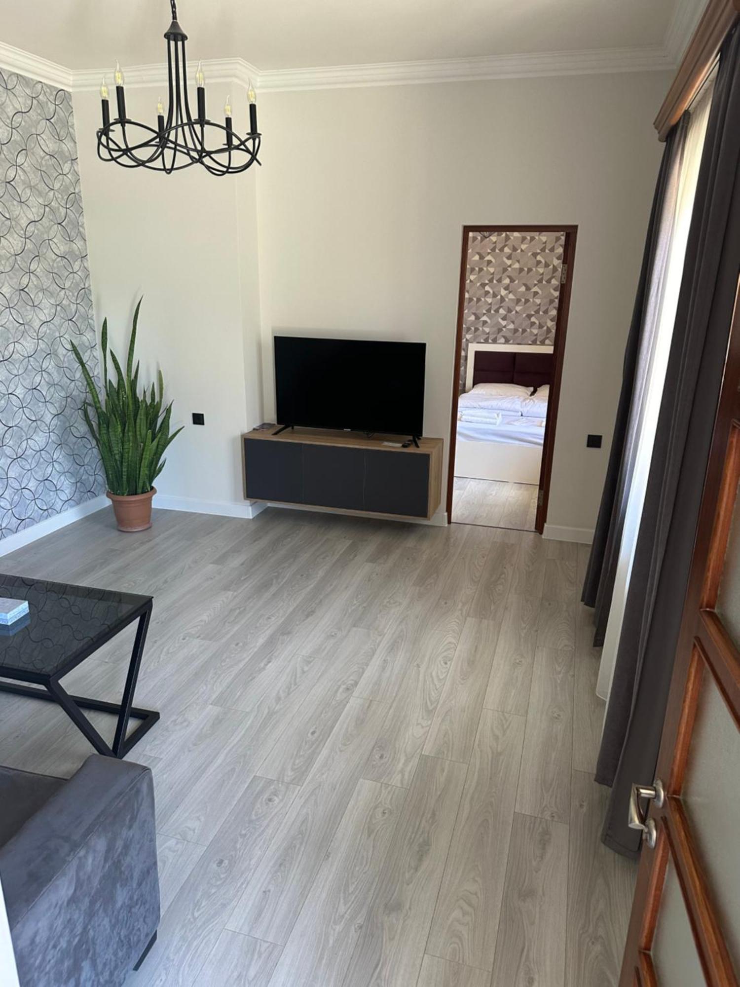 Ygg Erevan & Tours Bagian luar foto