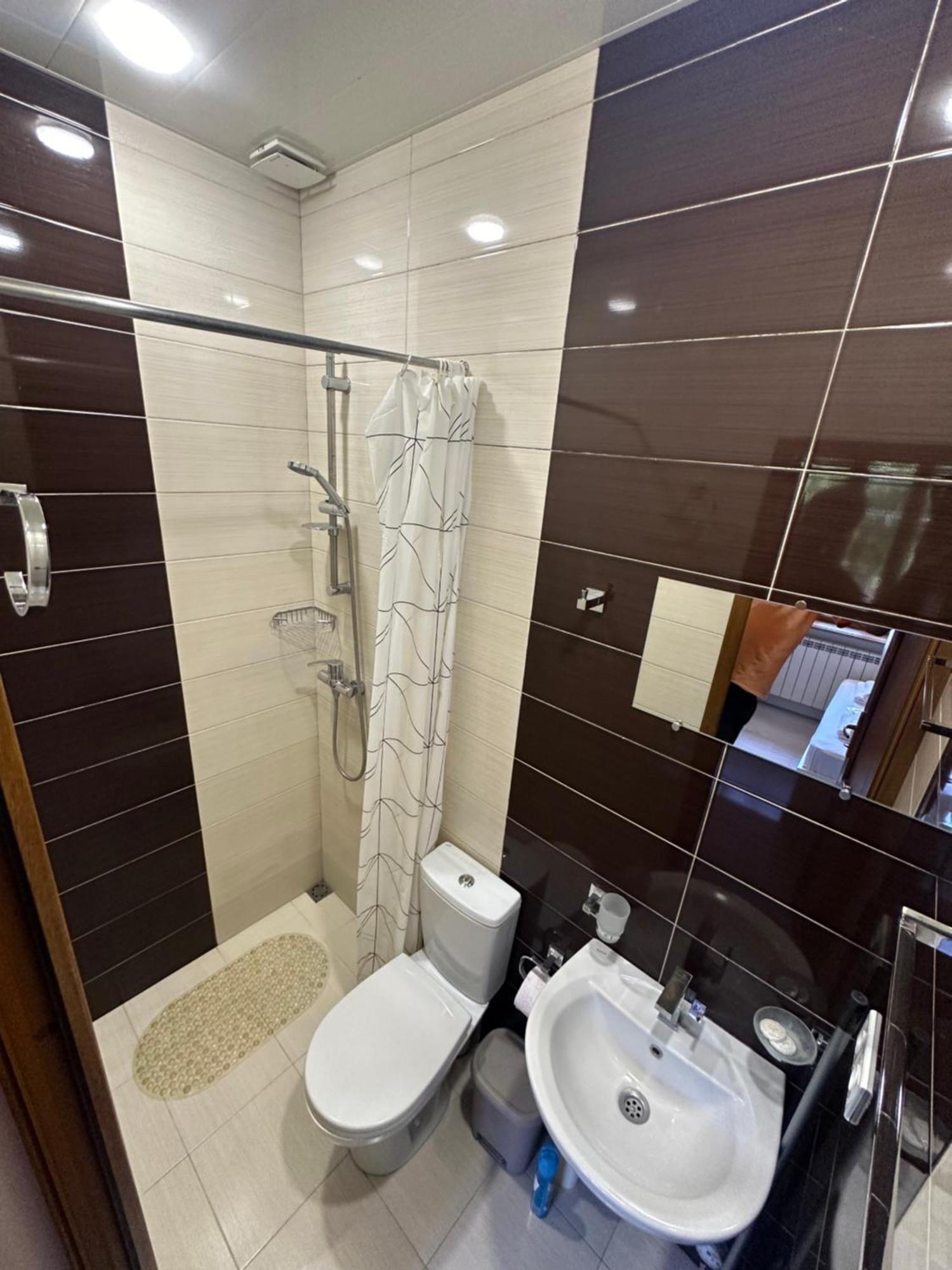 Ygg Erevan & Tours Bagian luar foto