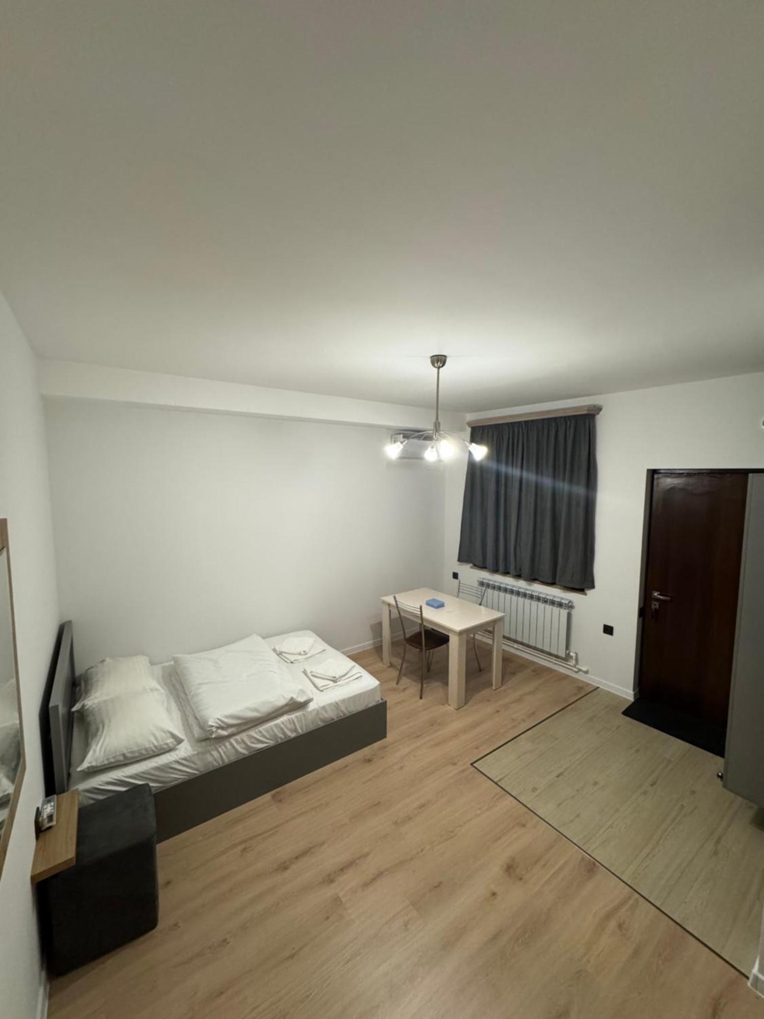 Ygg Erevan & Tours Bagian luar foto